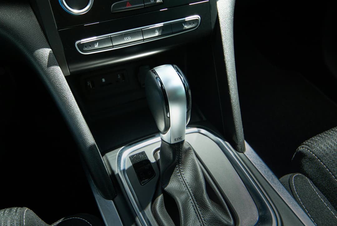 Renovare tapițerie auto cu materiale eco-friendly