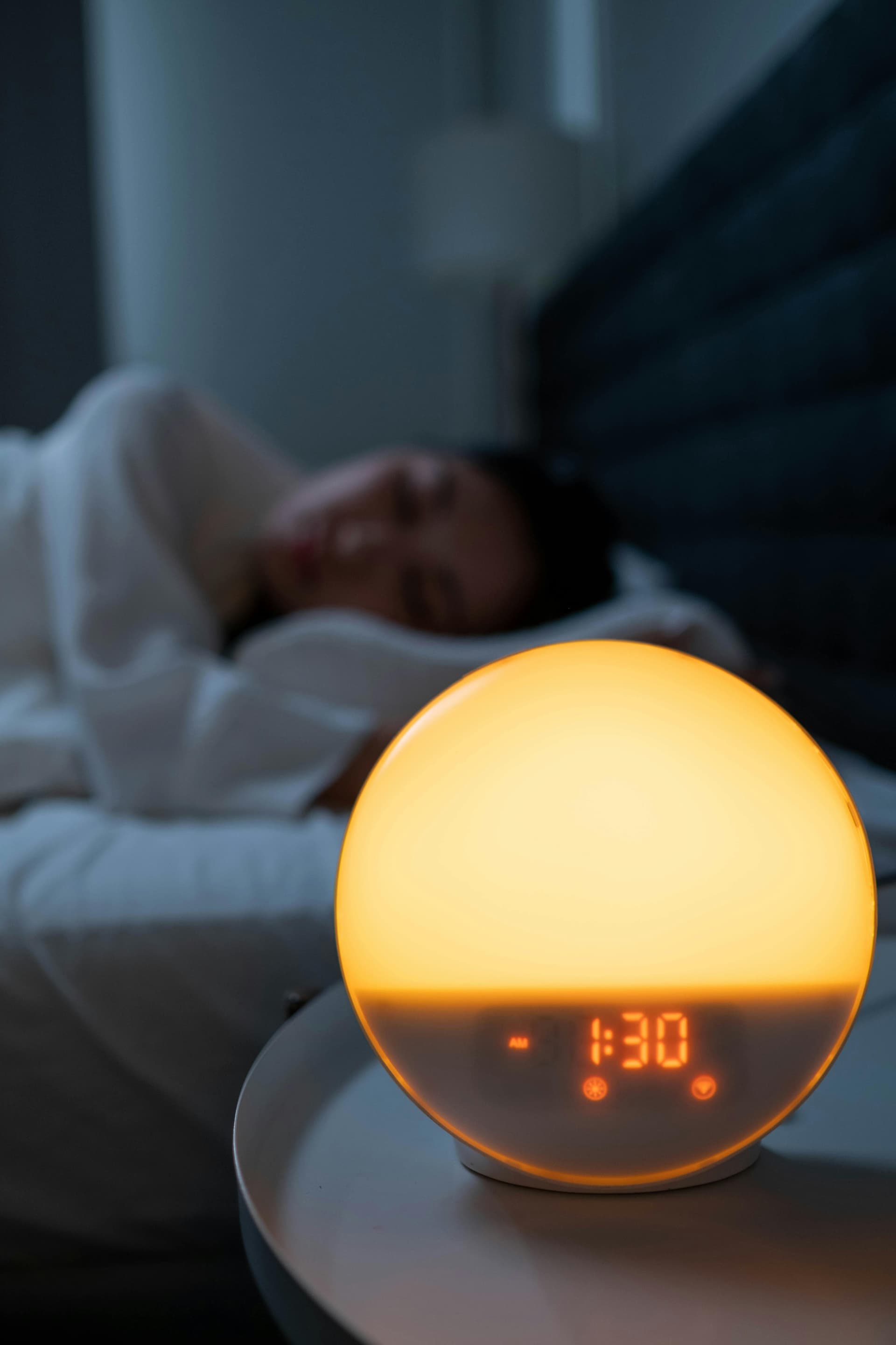 Cum construiești o lampă LED USB pentru serile lungi