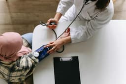 Verificare și completare lichide: ce, când și cum