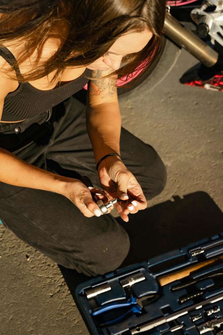 Cum vinzi proiectul auto DIY – sfaturi despre GDPR