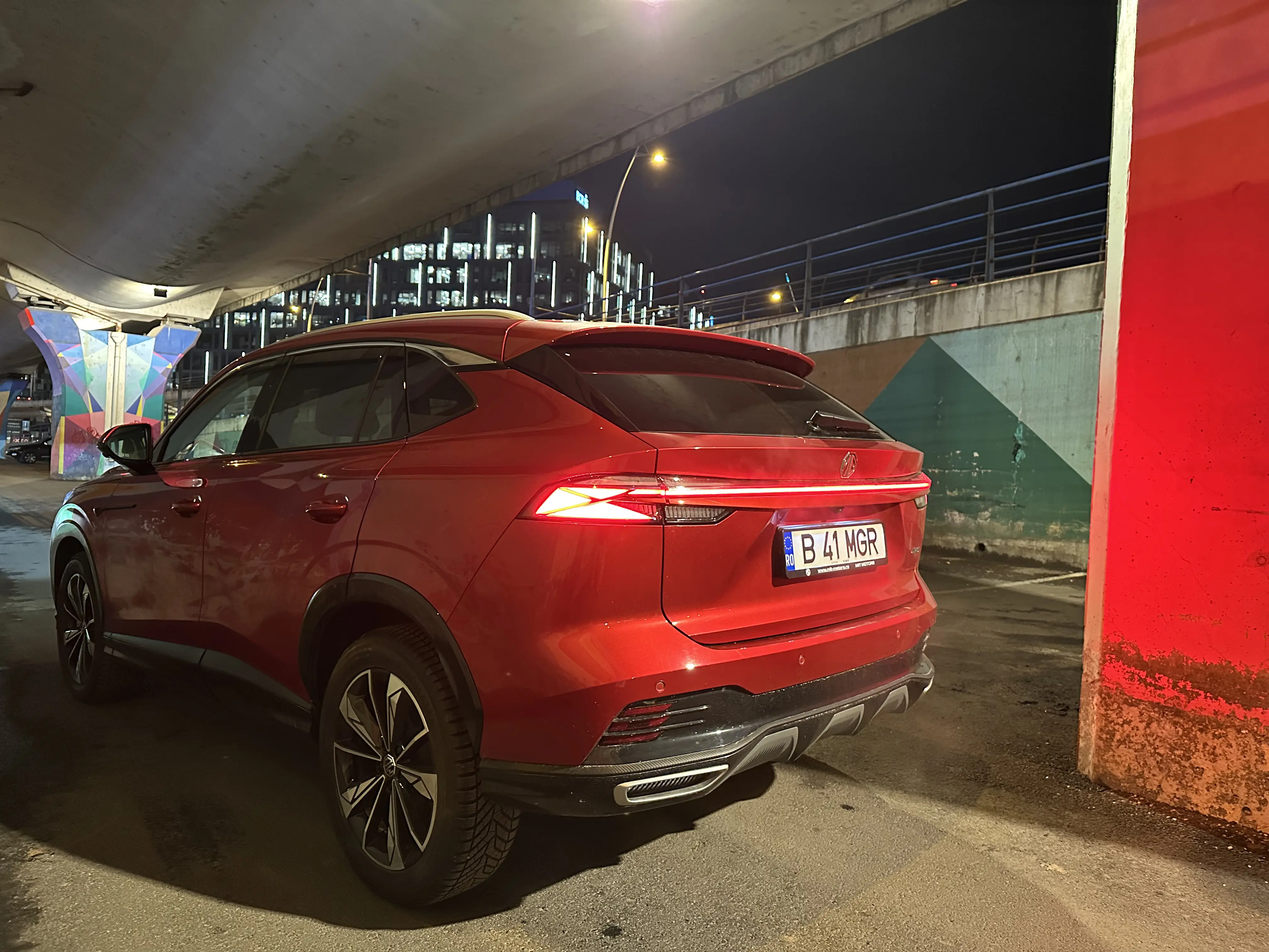 Test drive MG HS 2024: O nouă eră în segmentul SUV-urilor compacte
