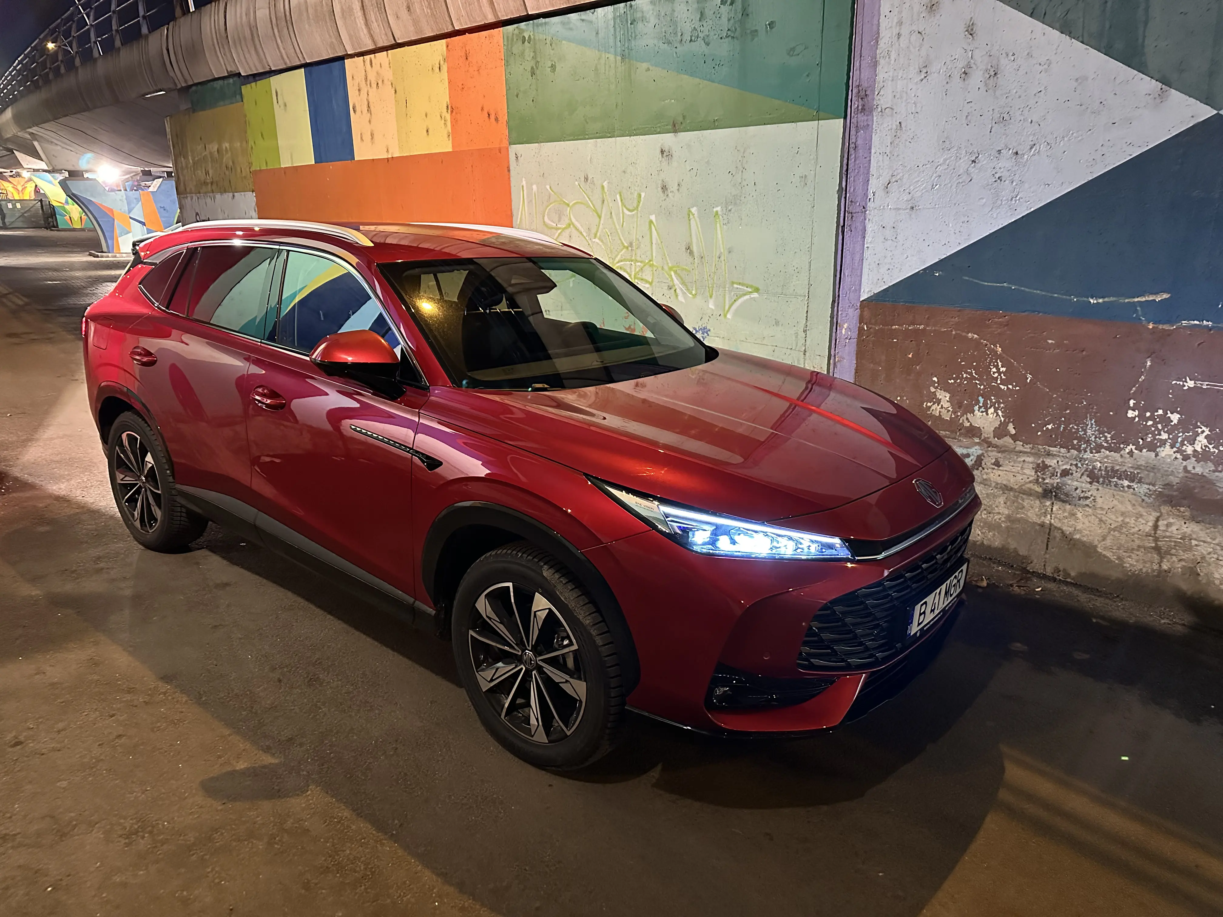 Test drive MG HS 2024: O nouă eră în segmentul SUV-urilor compacte