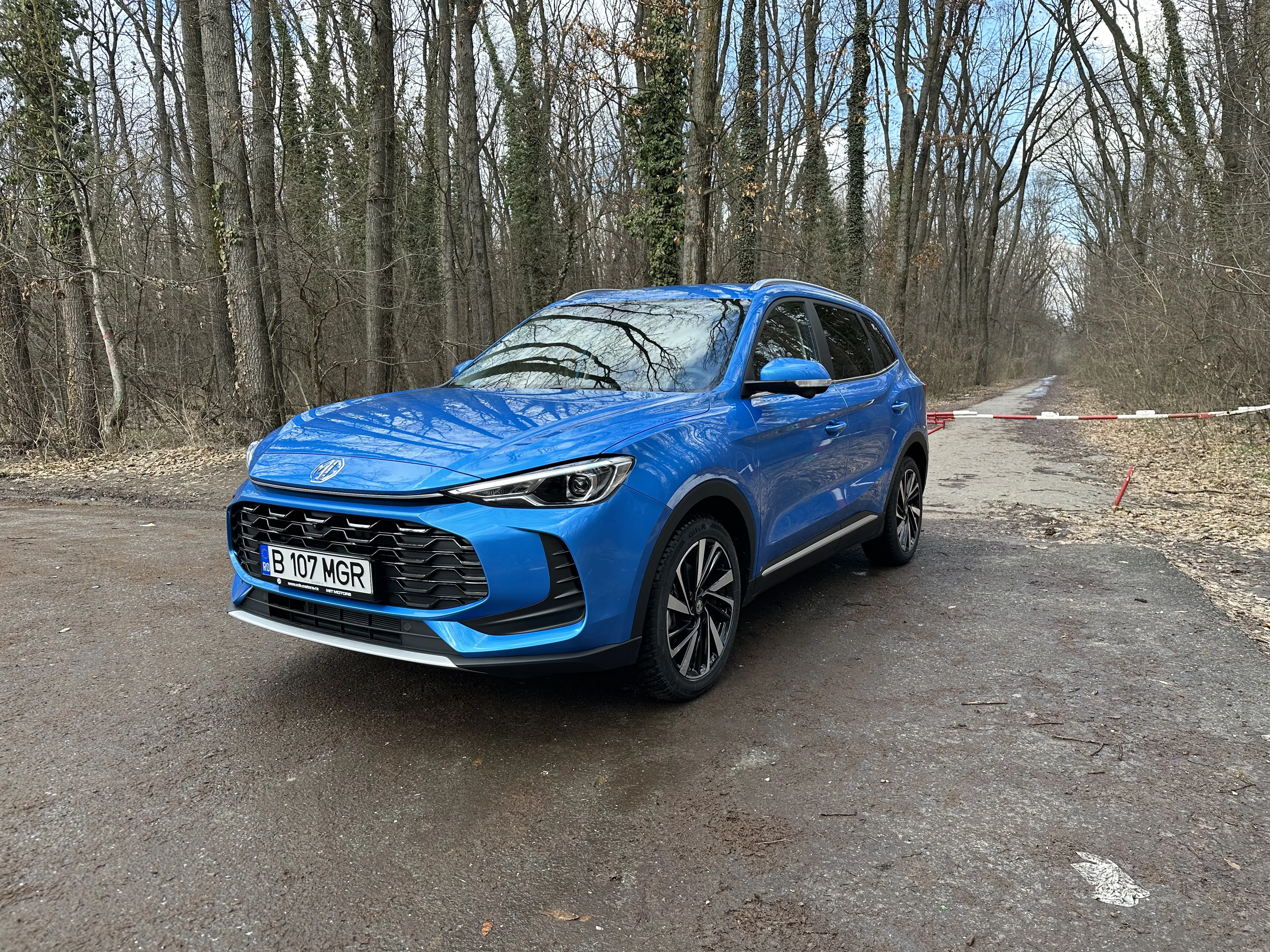 Test drive MG ZS Hybrid+ 2025: Evoluția remarcabilă a unui SUV compact