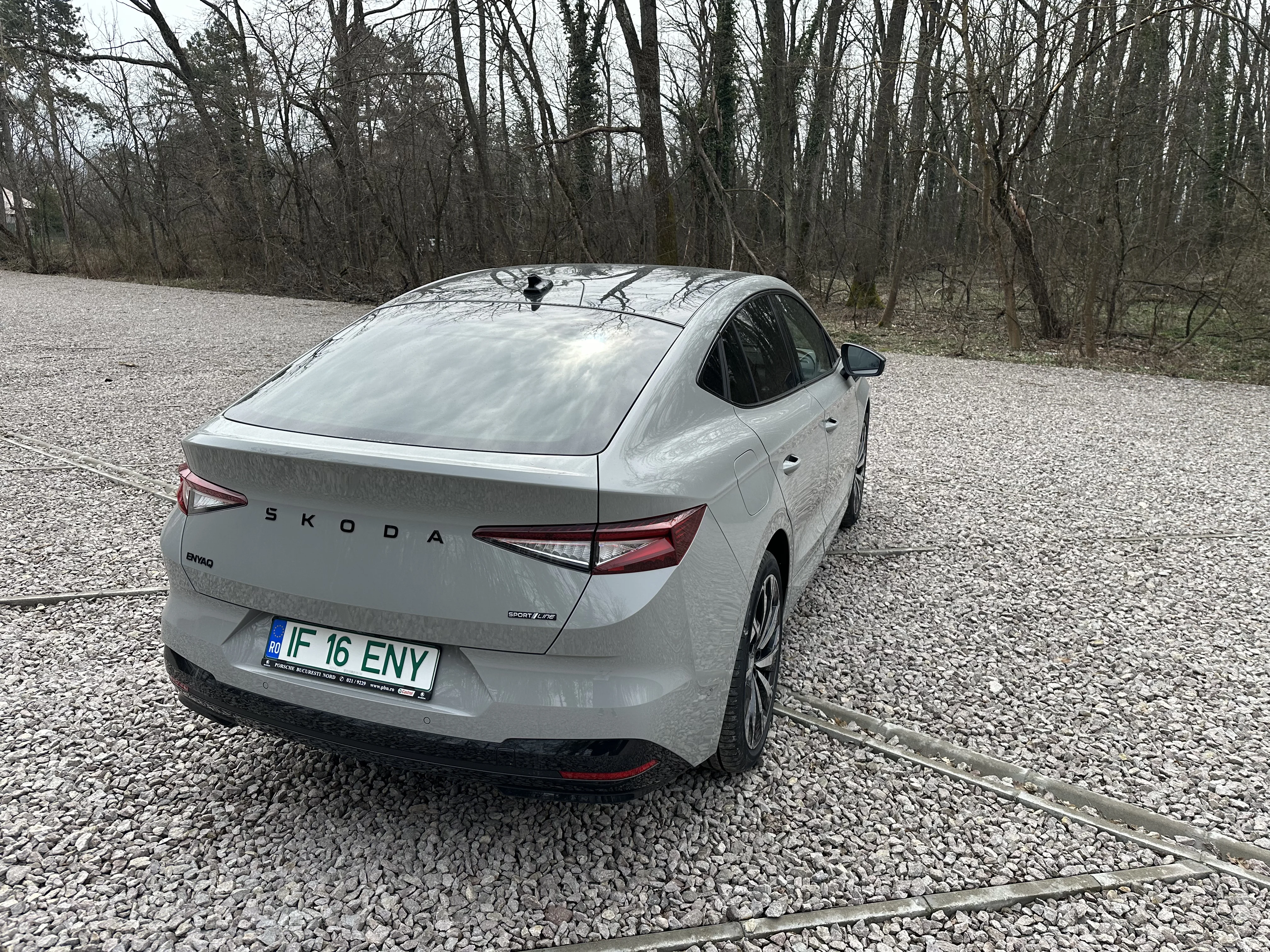 Test drive Skoda Enyaq Coupe: SUV-ul electric de familie care arată mai bine decât ar trebui