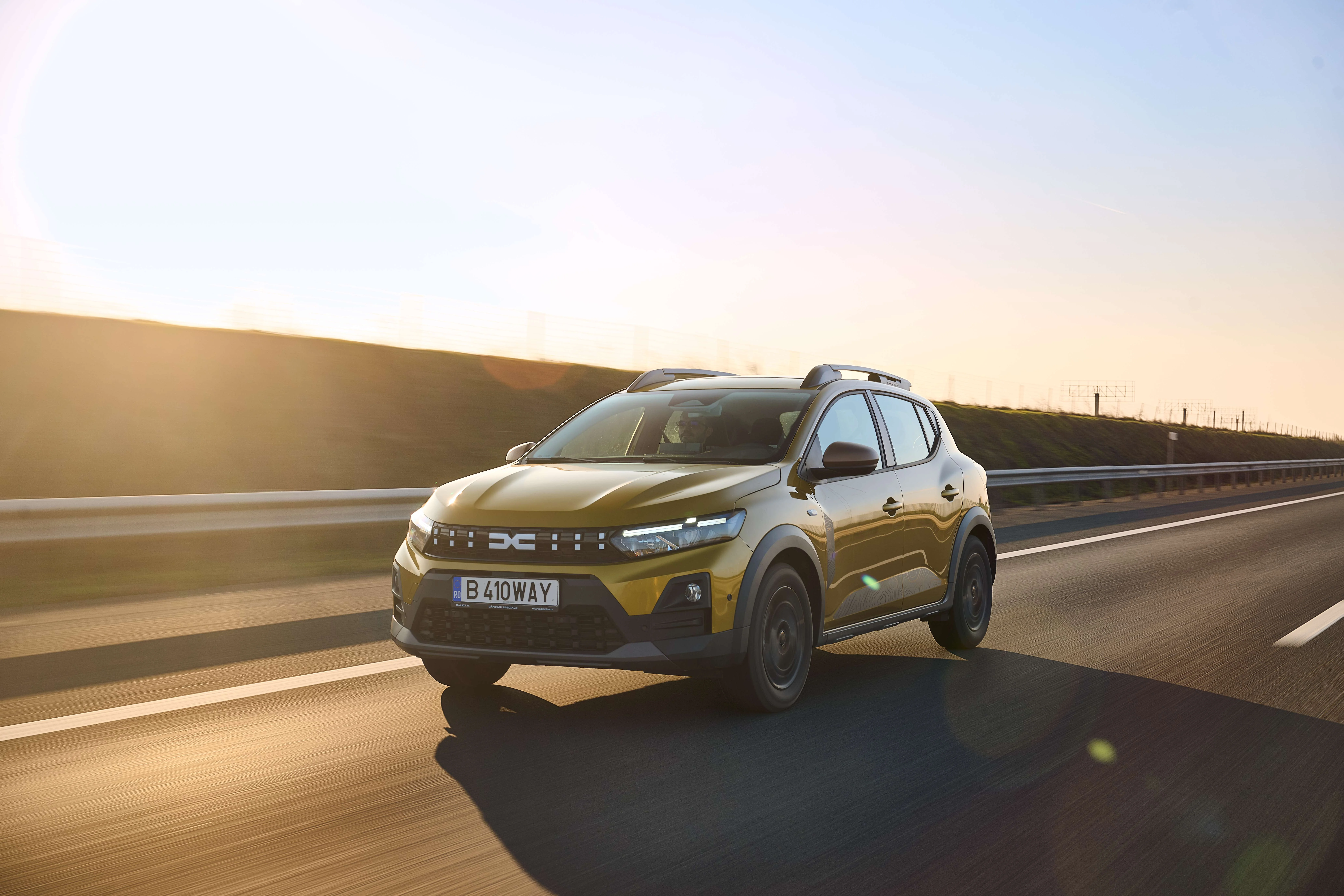 Test drive Dacia Sandero Stepway facelift 2026 – crossoverul accesibil care face aproape totul bine
